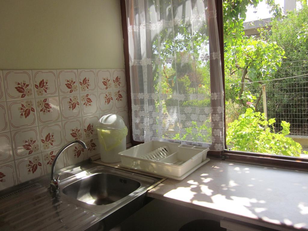 Tina Rooms Gialtra 外观 照片